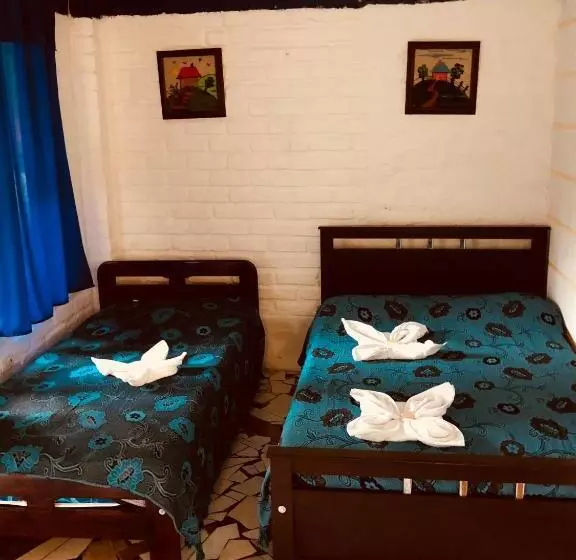 هتل Posada La Loca Compañía
