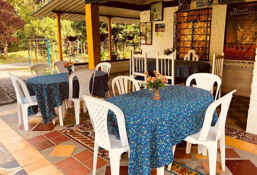 호텔 Posada La Loca Compañía