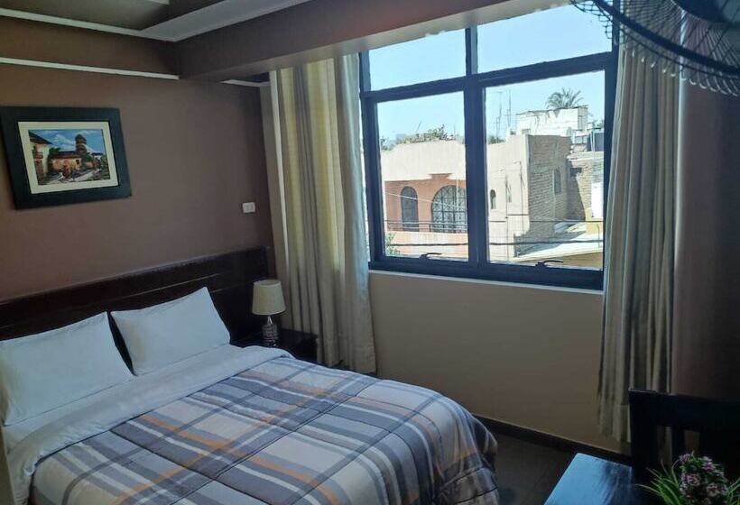 فندق Santa Maria