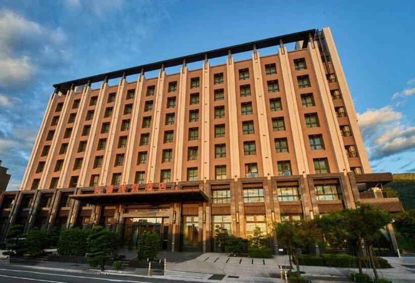 هتل The Fuli Resort Chihpen