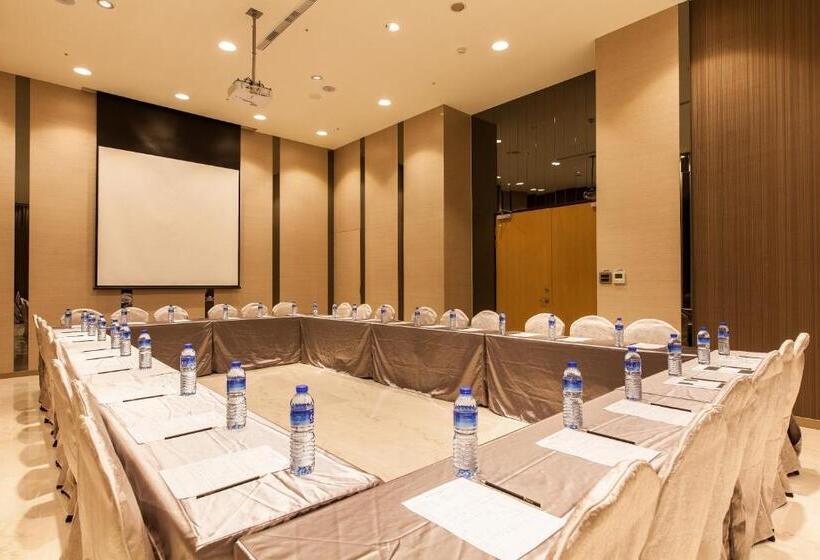 هتل The Fuli Resort Chihpen