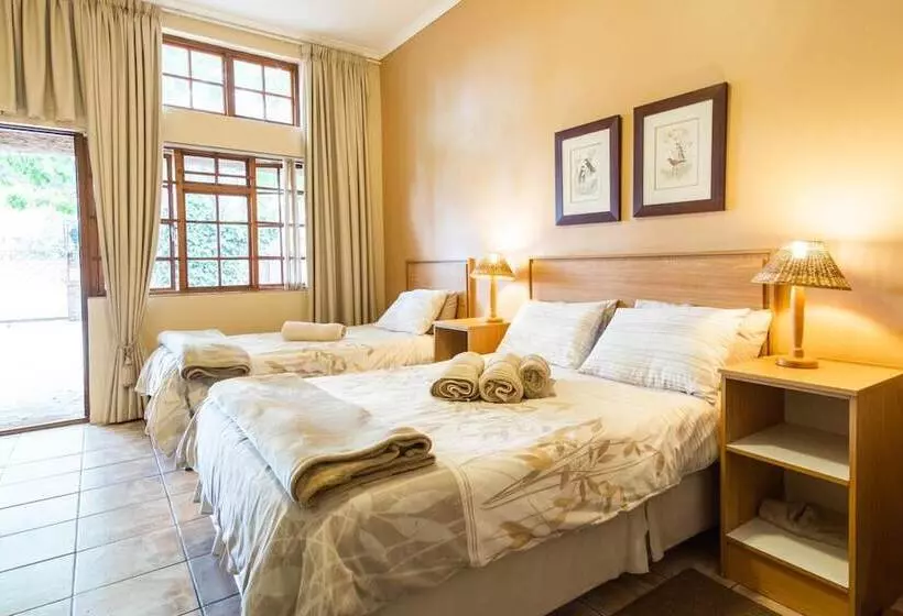 ホテル Treetops Guesthouse