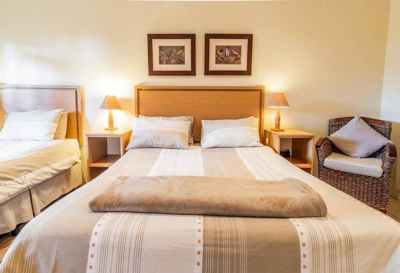 Hotel Treetops Guesthouse