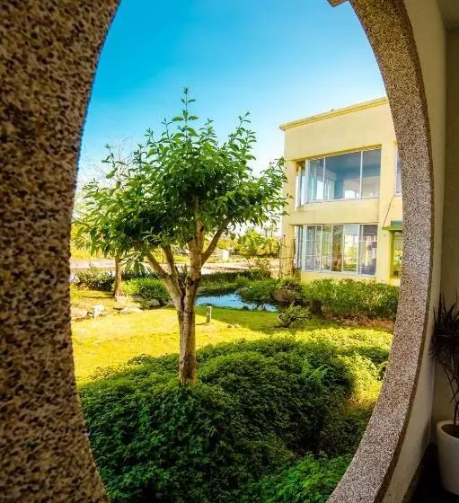 Yun Tien Feng Chuan B&b