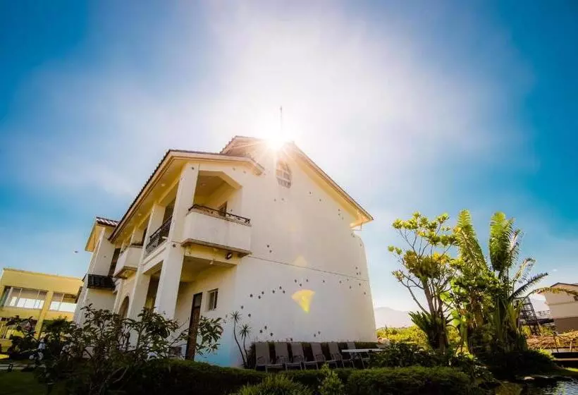 Yun Tien Feng Chuan B&b