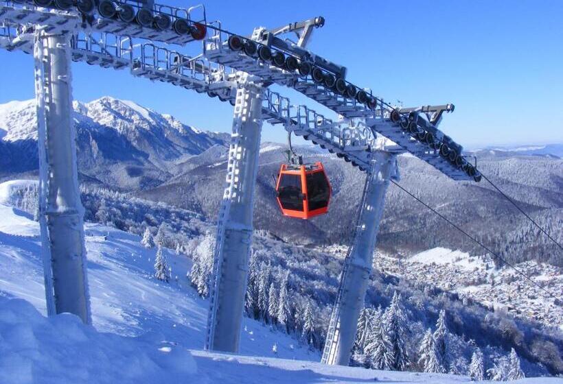 בית מלון כפרי Azuga Ski & Bike Resort