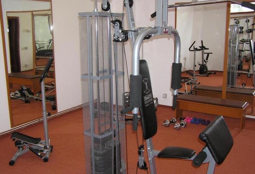 בית מלון כפרי Azuga Ski & Bike Resort