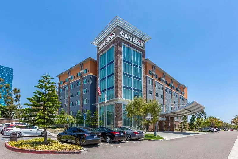 Cambria Hotel Lax