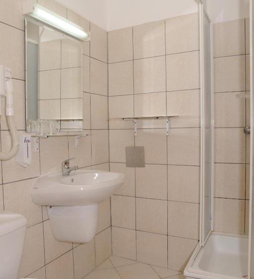 Отель Cristal Sinaia