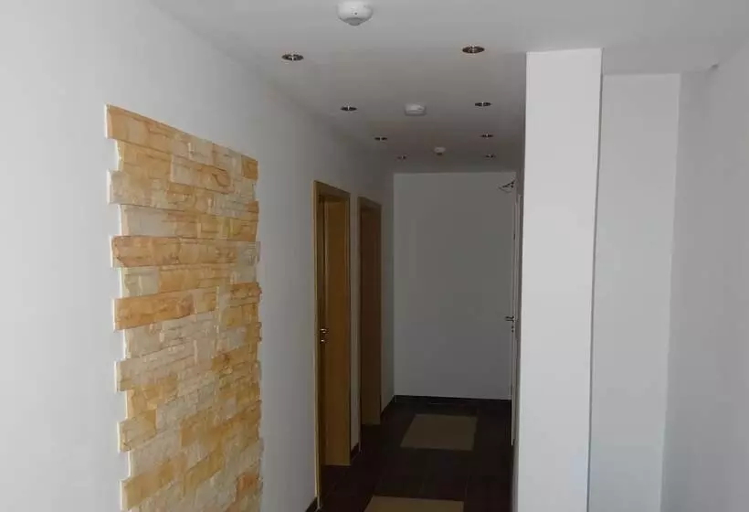 Hotel Einstein