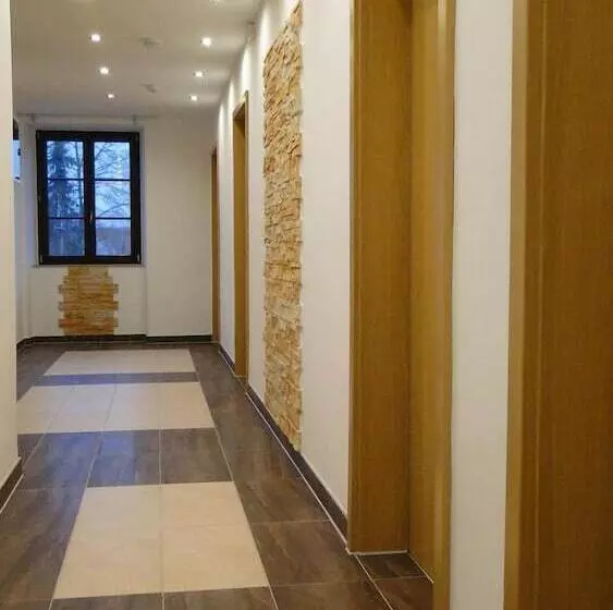 Hotel Einstein