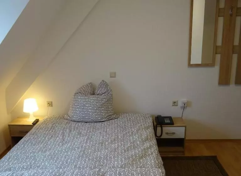 Hotel Einstein
