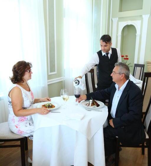 هتل Green Park Boutique