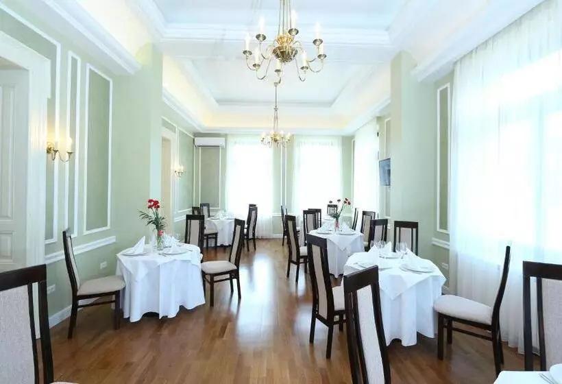 هتل Green Park Boutique