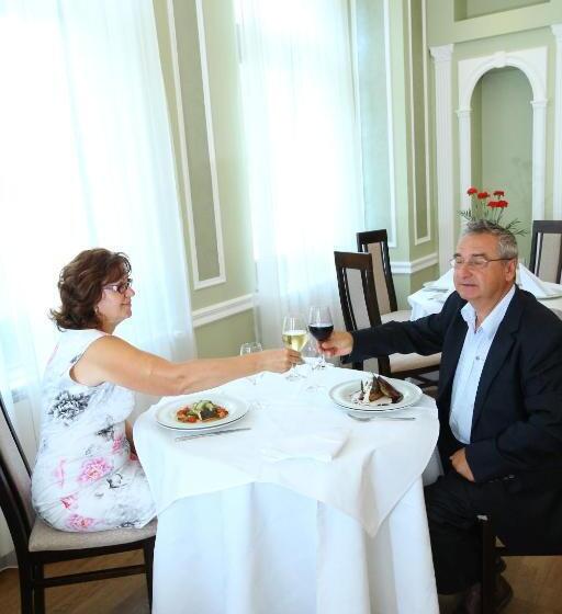 هتل Green Park Boutique