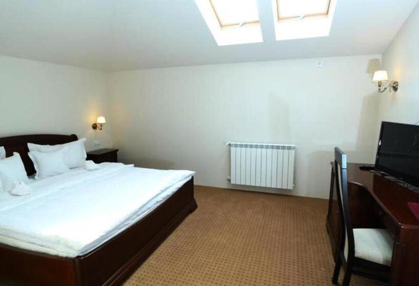 هتل Green Park Boutique