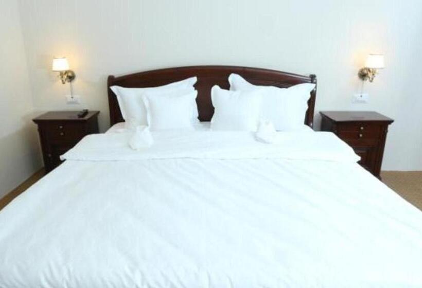 هتل Green Park Boutique