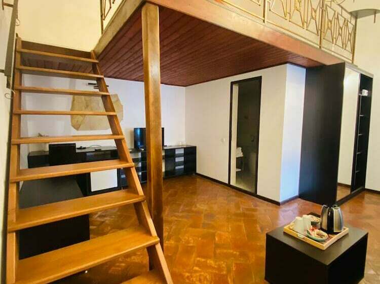 هتل Hanul Fullton