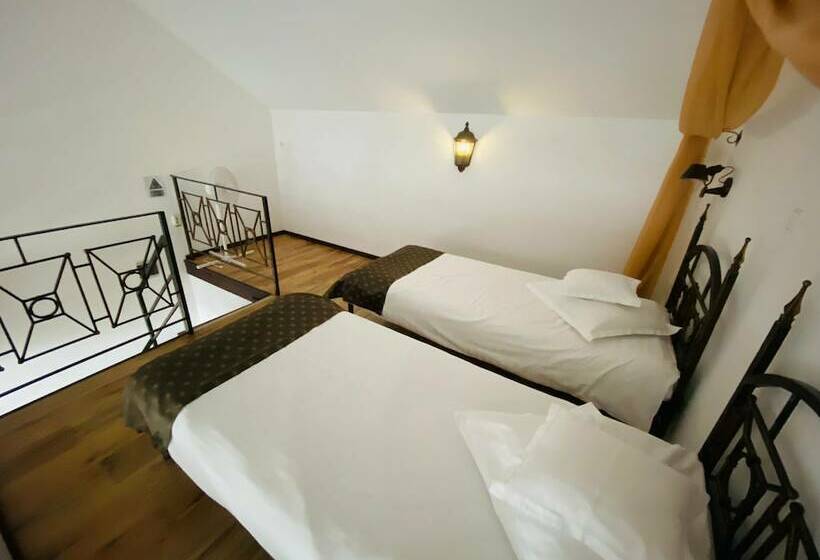 هتل Hanul Fullton