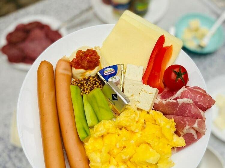 هتل Hanul Fullton