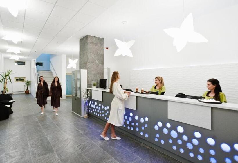 هتل Mirage Medspa