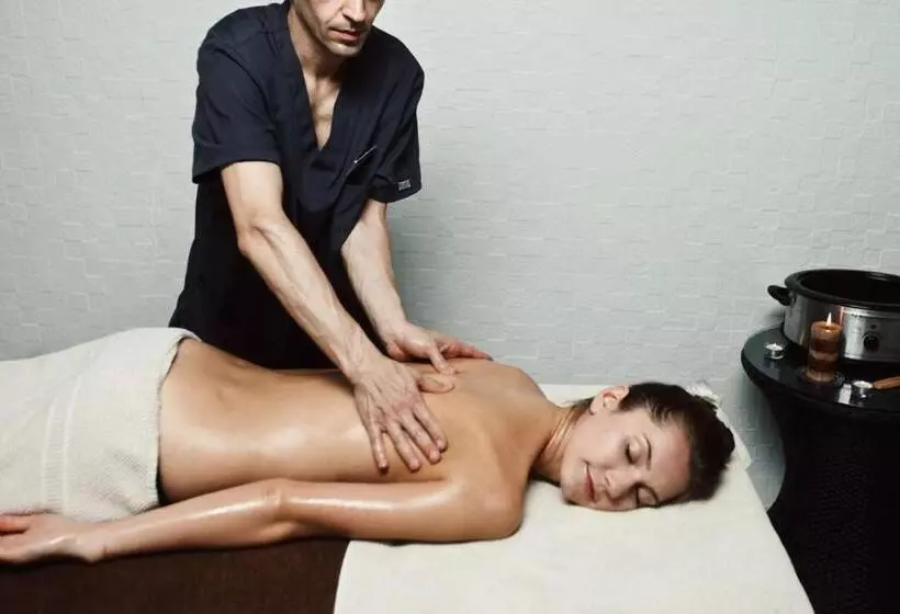 ホテル Mirage Medspa