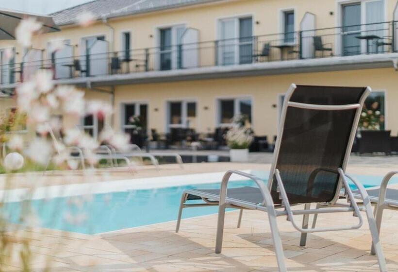 ホテル Pension Casamia