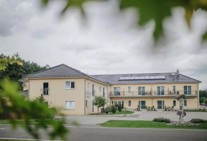 ホテル Pension Casamia