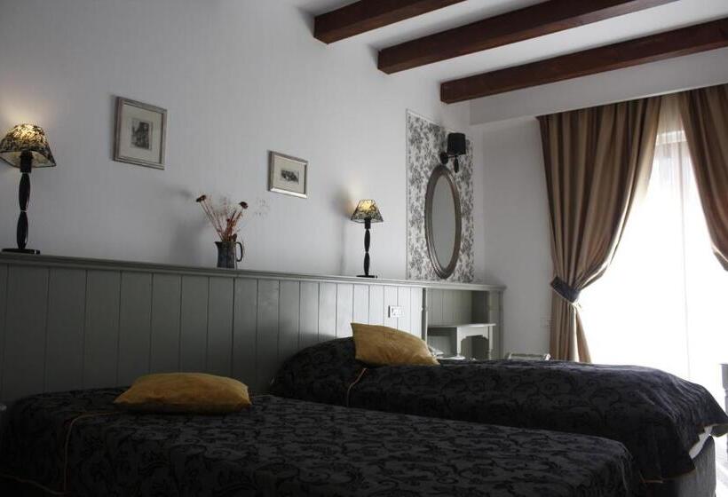 בית מלון כפרי Pensiunea Casa Nostalgia