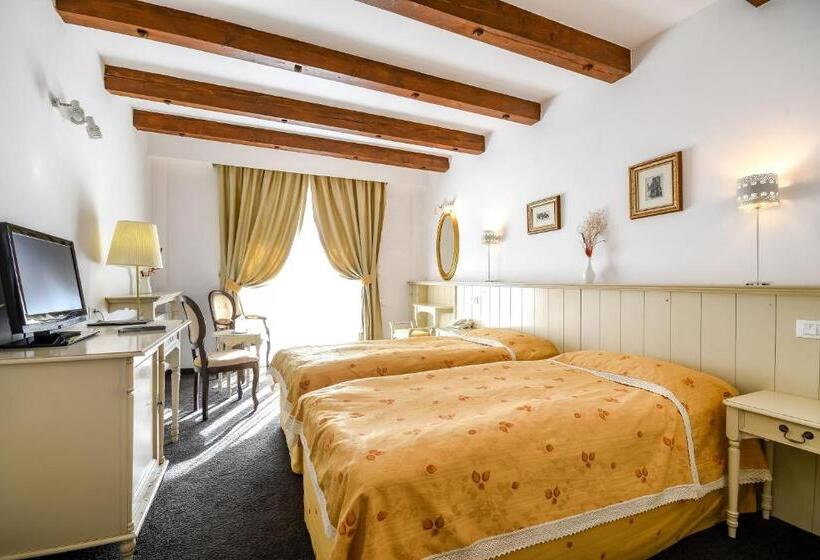 בית מלון כפרי Pensiunea Casa Nostalgia