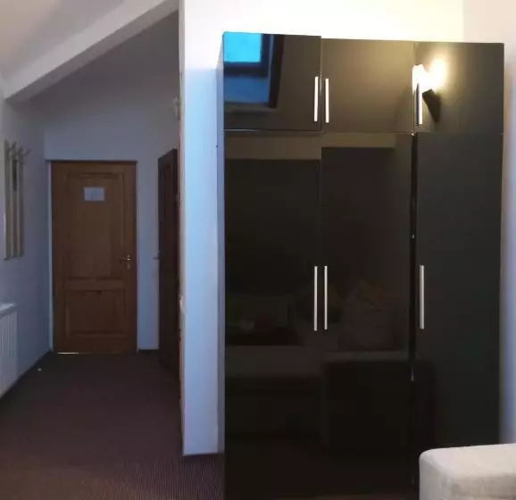 Hotel Rhc Royal