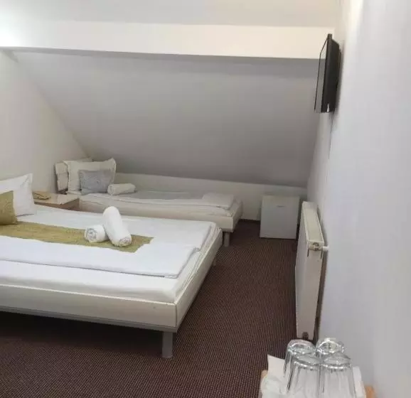 Hotel Rhc Royal