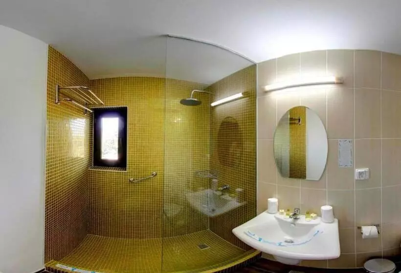 Hotelli Solymar