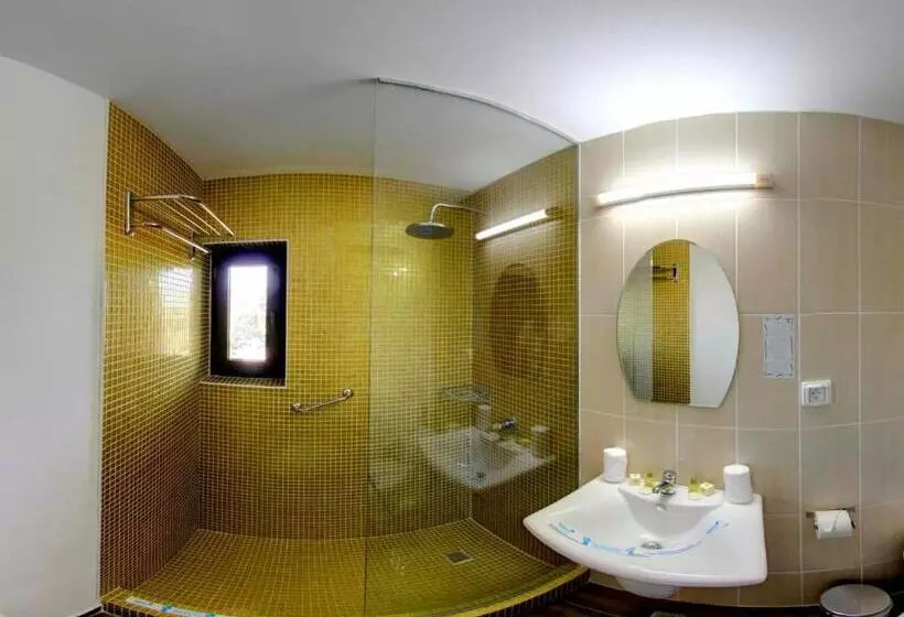Hotelli Solymar