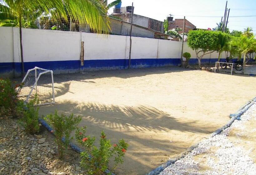 בית מלון כפרי Villa Del Mar Coveñas