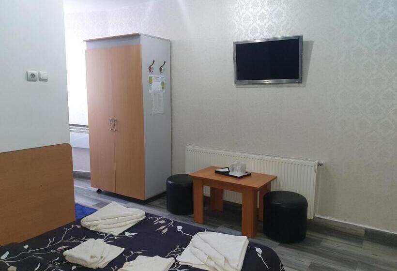 مُتل Pensiunea Old Sheriff