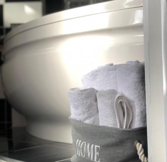 مُتل Pensiunea Old Sheriff