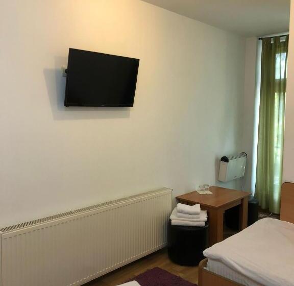 مُتل Pensiunea Old Sheriff