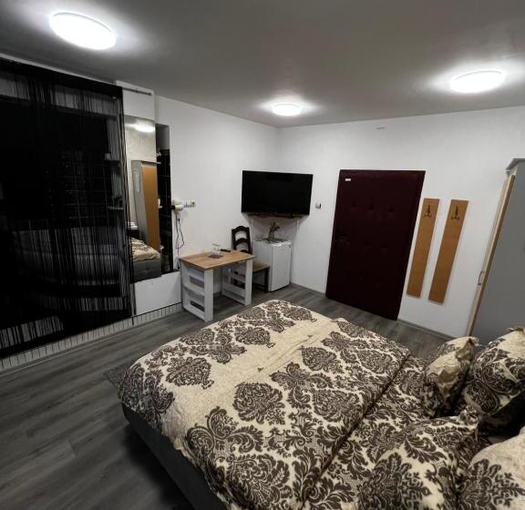 مُتل Pensiunea Old Sheriff