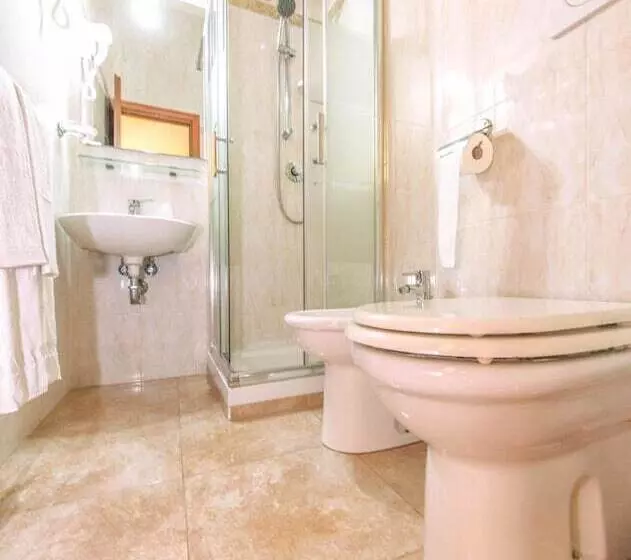 پانسیون Downtown Accommodation