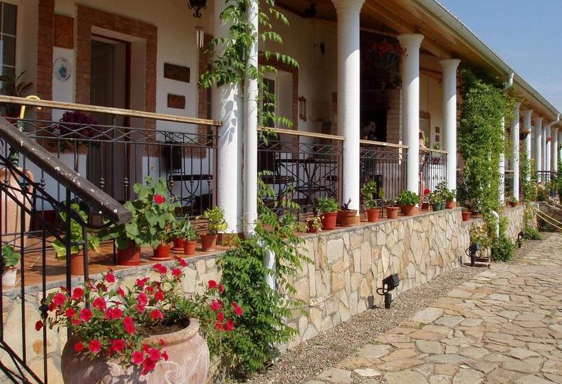 דירת נופש Country Club La Mesteceni