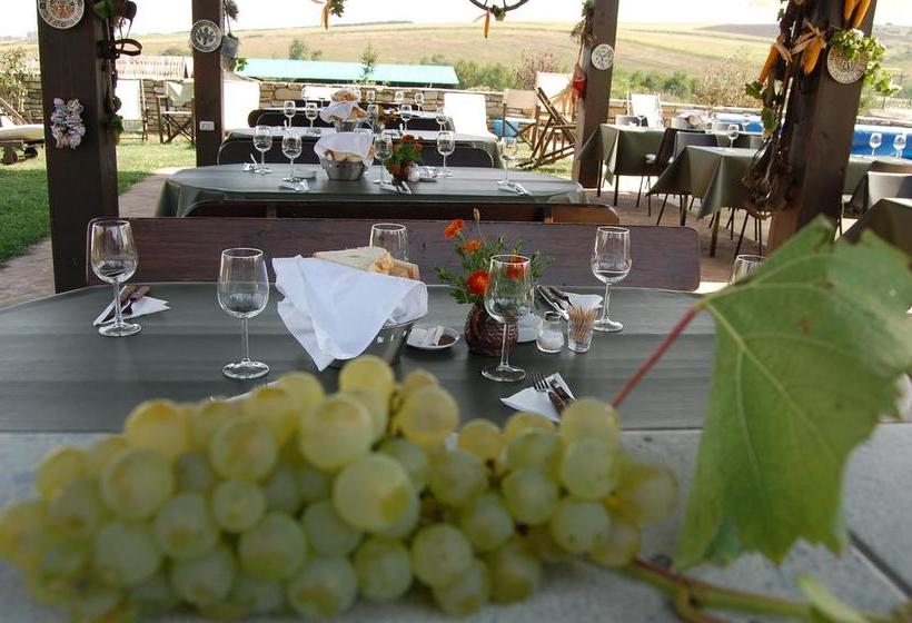 דירת נופש Country Club La Mesteceni