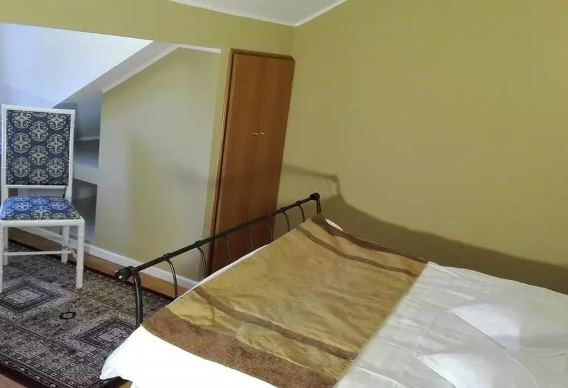 Residenssi Country Club La Mesteceni
