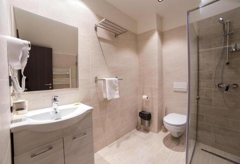 리조트 Pensiunea Luceafărul Sibiu