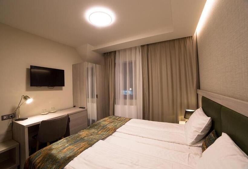 리조트 Pensiunea Luceafărul Sibiu