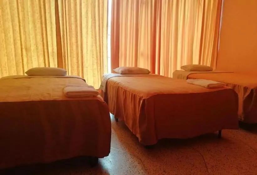 هاستل Hospedaje Oasis