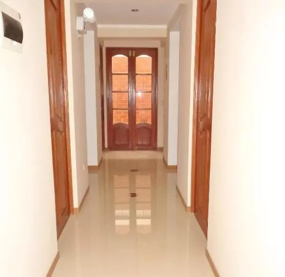 هاستل Hostal Silpay