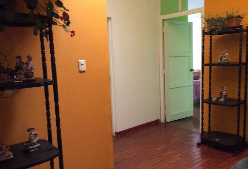 Bed and Breakfast Hospedaje Familiar Gloria