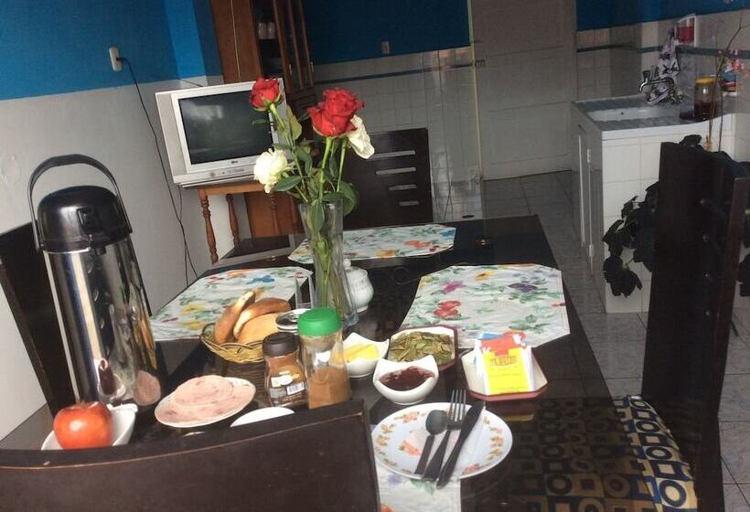 Bed and Breakfast Hospedaje Familiar Gloria