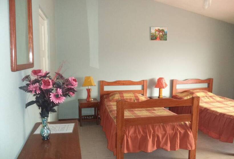 Bed and Breakfast Hospedaje Familiar Gloria